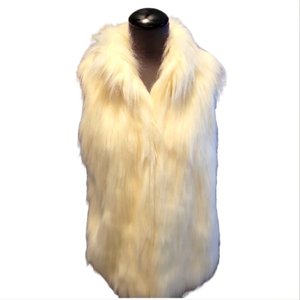 NWT KENAR FAUX FUR VEST WITH INSIDE POCKET SZ. M